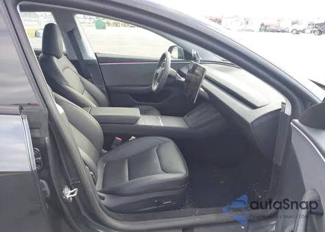 2025 Tesla Model 3 Long Range Rear-Wheel Drive/Standard Rear-Wheel Drive из США, поврежденный, VIN 5YJ3E1EA8SF972696